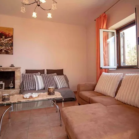 Hébergement de vacances Laconian Collection # Malvazios Villas # Mavrovoúnion