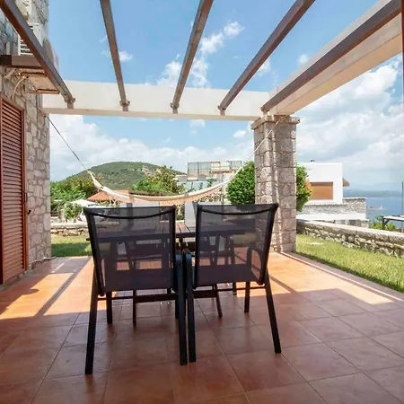 Laconian Collection # Malvazios Villas # * Mavrovouni (Laconia)