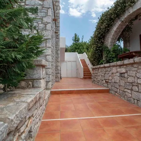 Dom wakacyjny Laconian Collection # Malvazios Villas # Mavrovoúnion